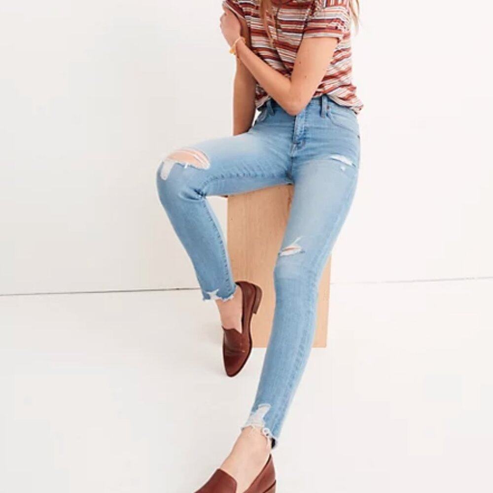 Madewell 9" High-Rise Skinny Jeans in Ontario Wash: Distressed-Hem Edition